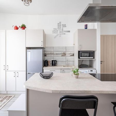 Bpr Embrody City Apartment Budapest Esterno foto